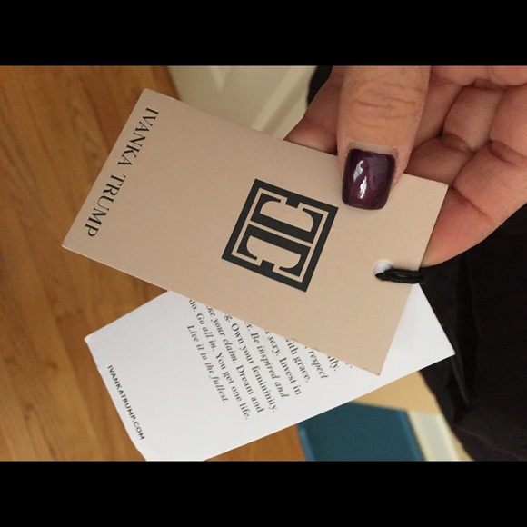 NWT Ivanka Trump black quilted jacket. - Picture 4 of 6